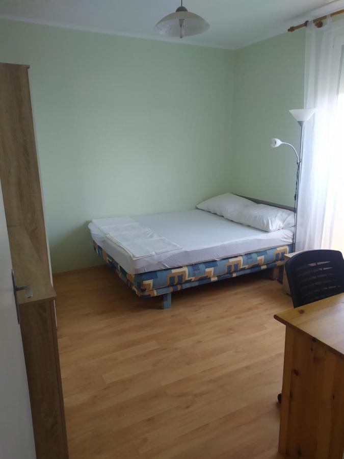 Hetedik Apartman Pécs Exterior foto