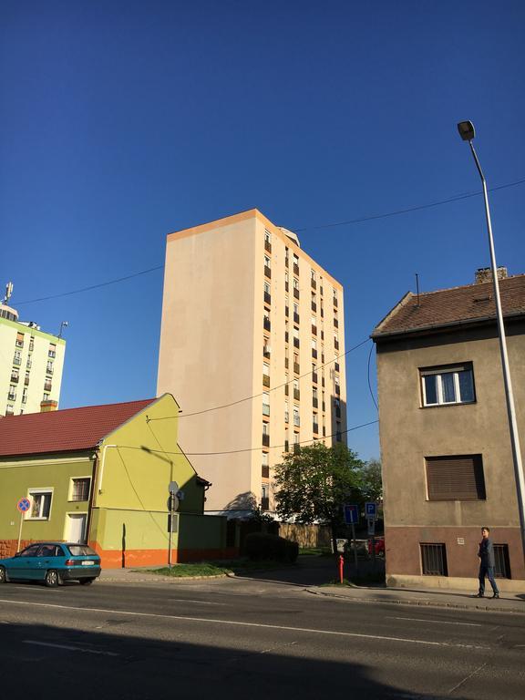 Hetedik Apartman Pécs Exterior foto